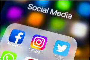 Introduction to Social Media.